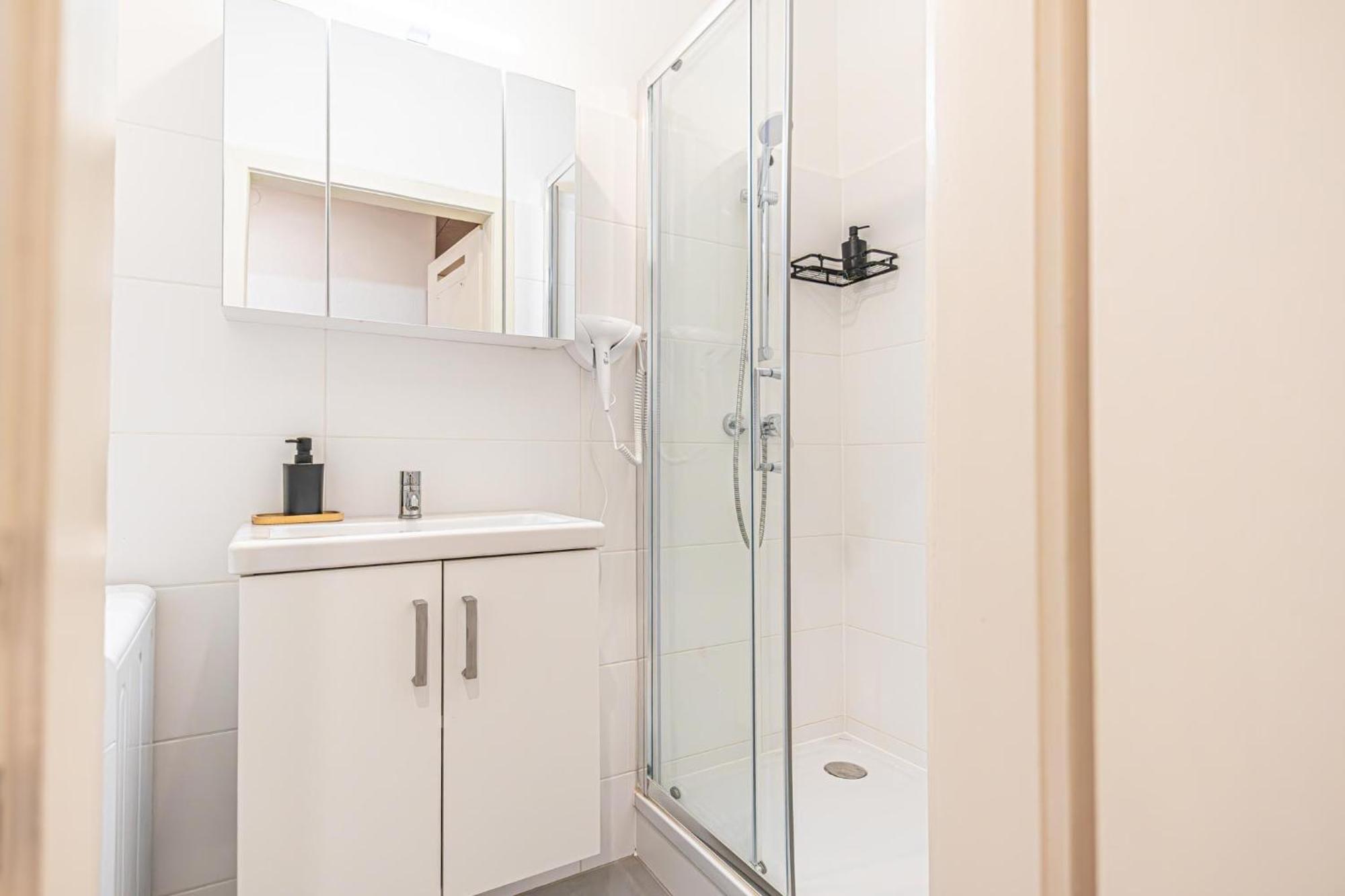 Desirable 2Br - Bookable For Longstays In Lockdown B Wien Eksteriør billede